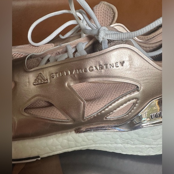 Adidas by Stella McCartney Ultraboost 22 size 8 - Picture 5 of 10